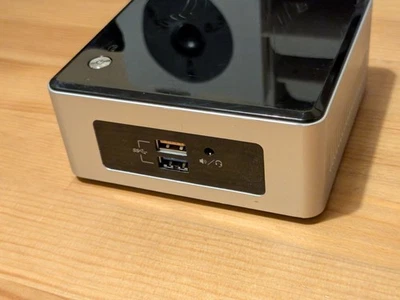 Intel NUC NUC5PPYH Celeron N3700 1.6GHz 4GB 120GB SSD Mini PC - Image 1 of 4