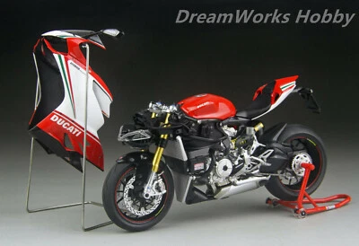AwardWinner Built Tamiya 1/12 Ducati 1199 Panigale S Tricolor SuperBike +Metal - Image 1 of 4