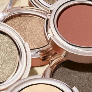 Clarins Ombre Matte Eyeshadow - 7g/0.2oz Choose From 5 Shades NEW IN BOX - Picture 1 of 6