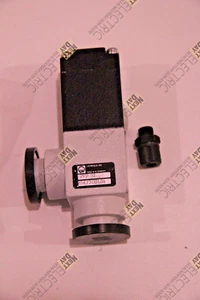 Leybold AG, 297 31, válvula de vacío ángulo 90 - Imagen 1 de 4