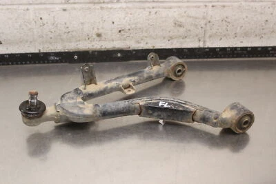 Suzuki Quadrunner 500 LTF500F 2000 4x4 delantero inferior izquierdo control brazo X855 Foto 1 de 4