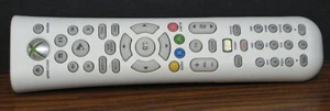 Microsoft XBox 360 Universal Media Remote Control - White - Picture 1 of 3