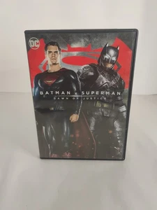 Batman v Superman: Dawn of Justice (DVD) - Foto 1 di 4