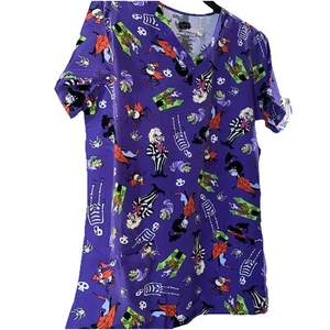 NWT Warner bros Beetlejuice Cartoon Scrub Top Medical Dental Size M Halloween - Picture 1 of 7