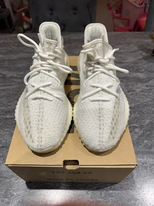 adidas Yeezy Boost 350 V2 Bone White Men's Sneakers UK 9.5 - Picture 1 of 22