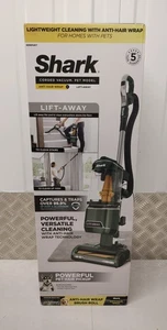 Shark Anti Hair Wrap Upright Vacuum Cleaner with Lift-Away, Pet NZ691UKT NEW - Picture 1 of 4