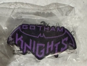 Gotham Knights Batman Light Up Keychain Gamestop Exclusive Bonus - Picture 1 of 2