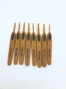 Juego de agujas de ganchillo ergonómicas de aluminio con mango de plástico, 8 tamaños - Imagen 1 de 3