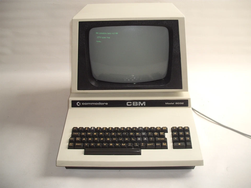 Commodore PET/CBM, Model 8032-32B + BASIC V4   Very good condition! - Bild 1 von 4