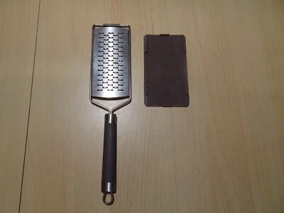 Käsereibe, Zitronenreibe Käsehobel Handreibe aus Edelstahl - Bild 1 von 3
