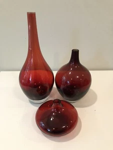 3 Ikea RUBY RED Salong Glass Bud VASES by Modernist Johanna Jelinek   Retired - Picture 1 of 9