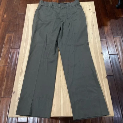 Pantalones plisados verdes vintage para hombre, Western Costume Co., Hollywood, aprox. 35 Foto 1 de 4