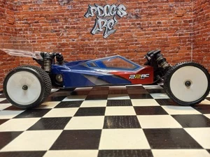LOSI TLR 22 5.0 AC CARPET CAR W/PROLINE CUSTOM PAINTED BODY - Picture 1 of 18