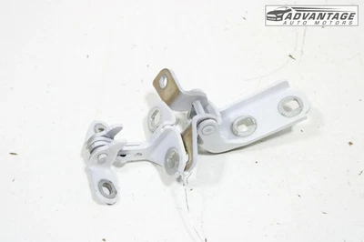 Cadillac XT4 2019-2025 panel de puerta lateral derecha bisagra inferior y superior conjunto OEM Foto 1 de 4