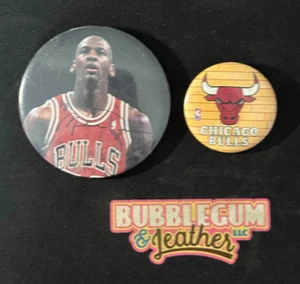 1990's Michael Jordan Pinback Button 3" w/ bonus Chicago Bulls Button - Picture 1 of 2