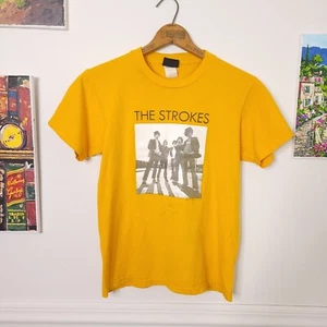 VINTAGE 2005 THE STROKES BAND T-SHIRT MEN Sz Small Y2K - Picture 1 of 6