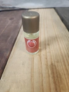 The Body Shop Cranberry Joy Home Fragrance Essential Oil .3 oz NEW - Picture 1 of 1