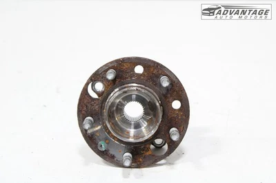 Buje de rueda trasero izquierdo Buick Encore GX 2020-2025 AWD 13530970 OEM Foto 1 de 4