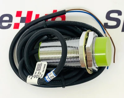 AUTONICS CR30-15AO Proximity Sensor - Image 1 of 4