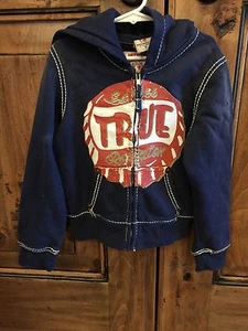 True Religion Jungen kleines Sweatshirt marine/rot/weiß distressed - Bild 1 von 12