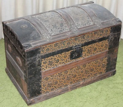 Antiguo maletero de equipaje de vapor de almacenamiento jorobado Camelback 26" RECOGIDA LOCAL Foto 1 de 4