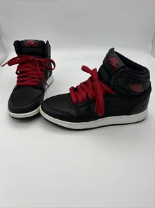 Nike Air Jordan 1 Retro High OG BG Black Red Size 4y 575441-060 Womens 5.5 - Picture 1 of 11