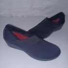 CROCS busy day womans black slip on wedge heel size 9
