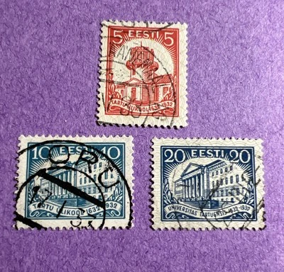 Эстония 1932 - б/у Scott 108-109, 111. Частичный набор. Тартуский университет. - Изображение 1 из 2