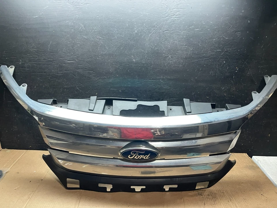 Parrilla cromada superior delantera Ford Fusion 2010 2011 2012 OEM T3870 DG Foto 1 de 4