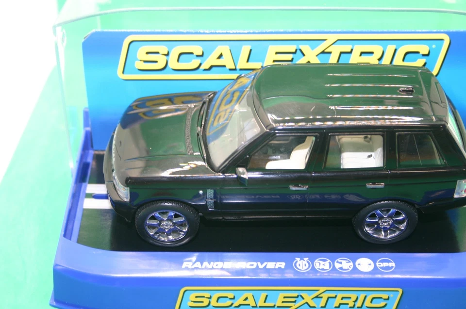 SCALEXTRIC C2878 RANGE ROVER BLACK    BNIB - Image 1 of 4