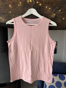 Ladies Gap pink crew neck sleeveless 100% cotton tank. Size Medium NWOT - Picture 1 of 2