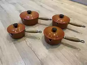 Vintage Le Creuset Cast Iron Set of 4 Saucepans in Burnt Orange 20 18 16 14cm - Picture 1 of 19