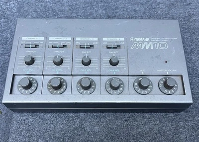 雅马哈 MM10 个人工作室系统便携式混音器 — 第 1/3 张图片