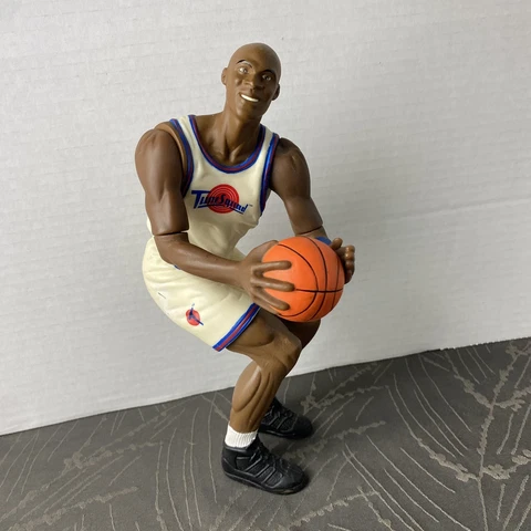 Vintage Warner Bros Applause 1996 Michael Jordan Tune Squad Poseable 11” Figure Cover