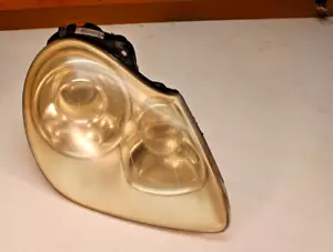 2003-2006 Porsche Cayenne 955 RIGHT Passenger Side Headlight Assembly PARTS ONLY - Picture 1 of 9
