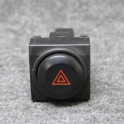 Interruptor de luces de emergencia intermitente de peligro Kia Sorento 2003-2006 OEM 73707 Foto 1 de 4