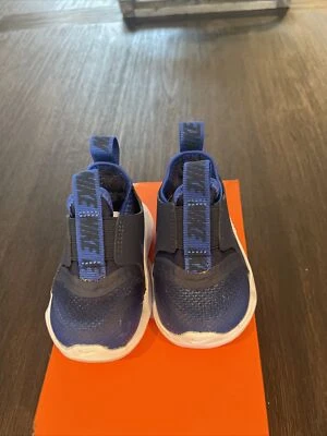 ZAPATOS PARA NIÑOS PEQUEÑOS NIKE Flex Runner (TD) Azul Marino Sin Cordones TALLA 3c AT4665 407 Nuevos En Caja Foto 1 de 4