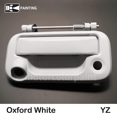 Manija de puerta trasera Ford F150 2004-2014 con orificio para llave y orificio para cámara Oxford blanco YZ Foto 1 de 4