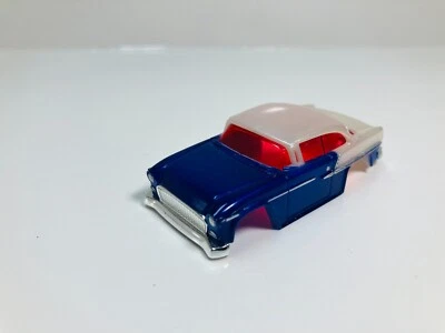Cuerpo DASH '55 CHEVY HO BLANCO PERLA / AZUL para T-Jet Chas, uso en AFX AURORA Foto 1 de 4