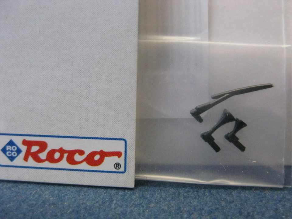 Roco 115xxx Teilesatz Signalhorn/Typhon und Scheibenwischer BR110 V100 DR u.a.