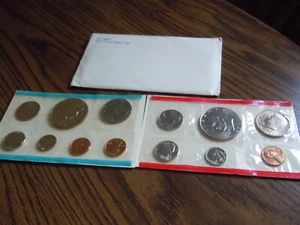 1973 U.S MINT SET(13 coins) sealed in original US MINT PACKAGING - 2 IKE dollars - Picture 1 of 10