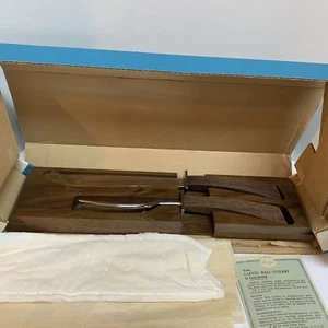 MCM Carvel Hall Woodlawn Edelstahl Schnitzset Nussbaum Griffe Made in USA Neu im Karton - Bild 1 von 9