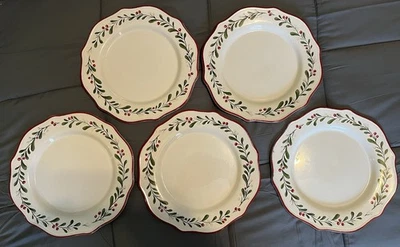 5 BETTER HOMES & GARDENS MISTLETOE 11" DINNER PLATES CHRISTMAS NEW WITH TAGS - Image 1 of 4