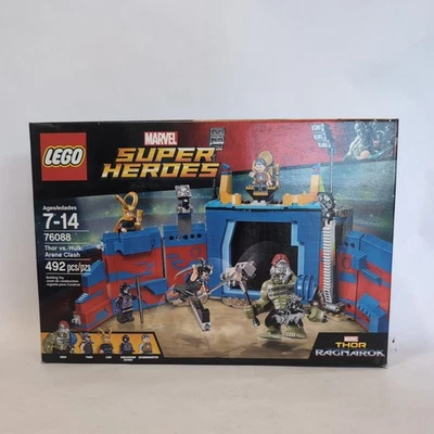 LEGO Marvel: Thor vs. Hulk: Arena Clash (76088). NSIB Retired Excellent Cond - Image 1 of 4