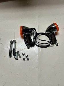 HARLEY DAVIDSON CHROME HOUSING FRONT TURN SIGNAL SET OEM NEW - Picture 1 of 7