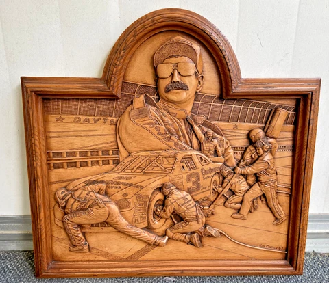 2001 The Intimidator Dale Earnhardt Creative Carving Plaque NASCAR Man Cave Cover