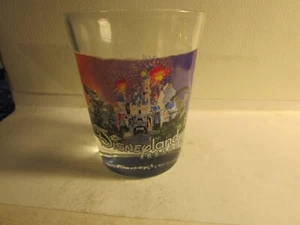 Disneyland Resort - ""Where Friends Share the Magic"" - Cristal de tiro estándar - nuevo - Imagen 1 de 4