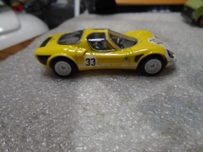 Alfa Romeo 33 Stradale Hot Wheels Suelto Exotic Envy '69 con pilotos reales Foto 1 de 2