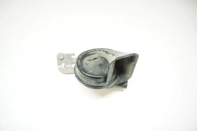 B9 Audi A4 S4 2017-2021 bocina tono bajo derecha 8W0951221 Foto 1 de 3