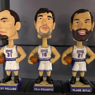 Sacramento Kings Carl’s Jr. Series 2002 Bobblehead con soporte Foto 1 de 4